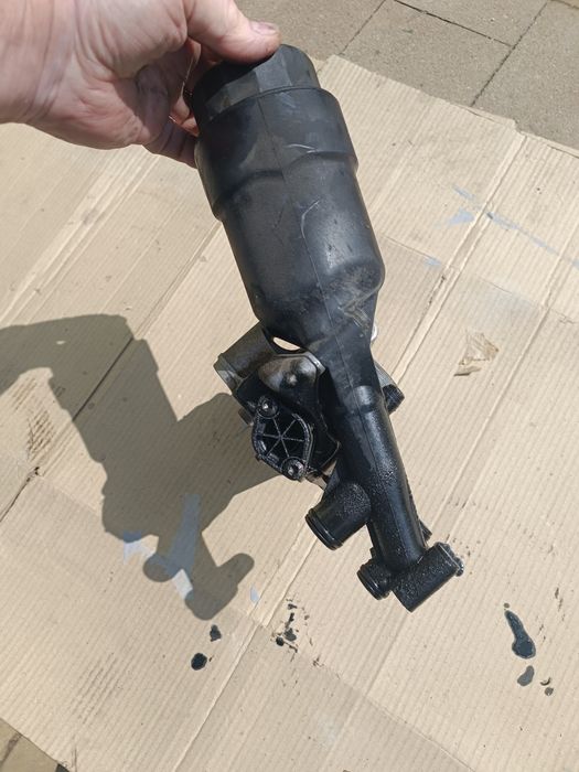 Chłodnica oleju+podstawa filtra oleju  Mercedes 212 2.2 CDI