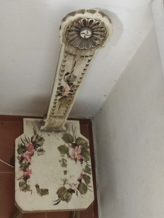 Cadeira rasa antiga