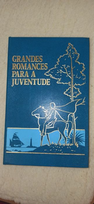 Coleção de 10 livros Grandes Romances para a Juventude - 10 volumes