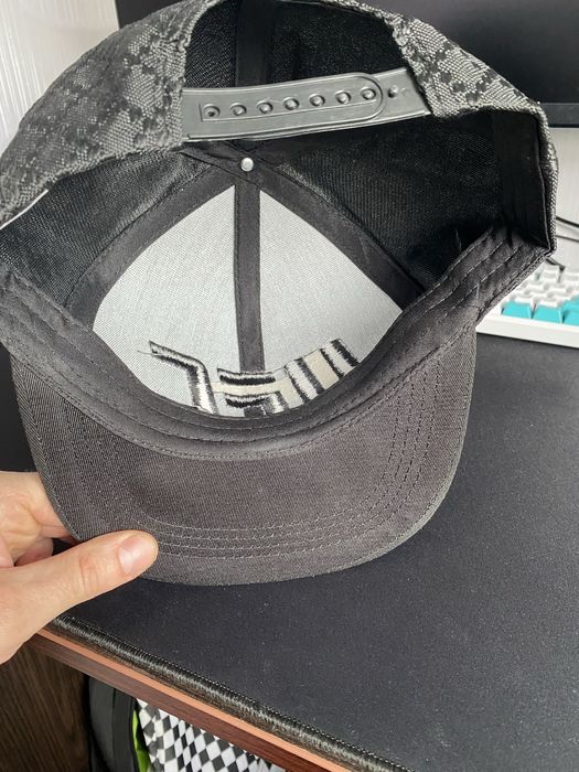 Кепка UFC з прямим козирьком Снепбек