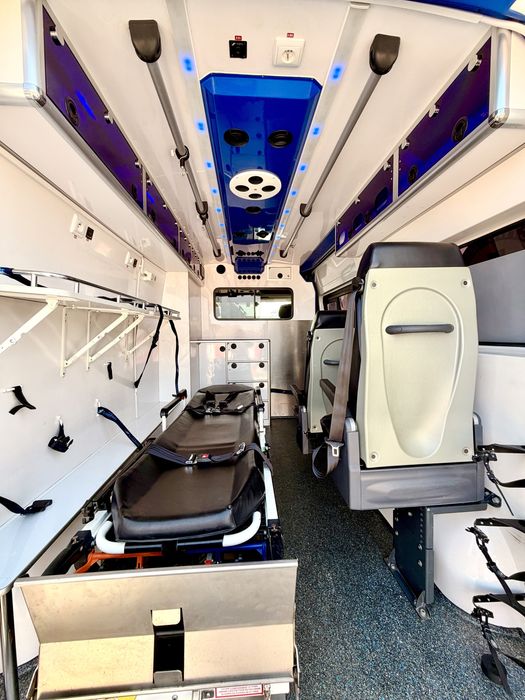 Ambulans Karetka Renault Master