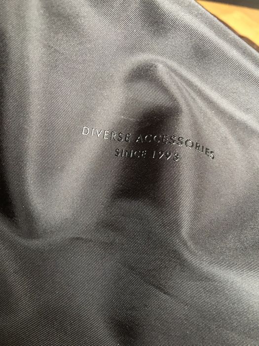 Torebka nerka Diverse