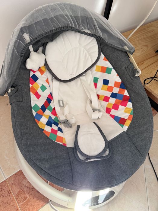 Cadeira de balanço infantil