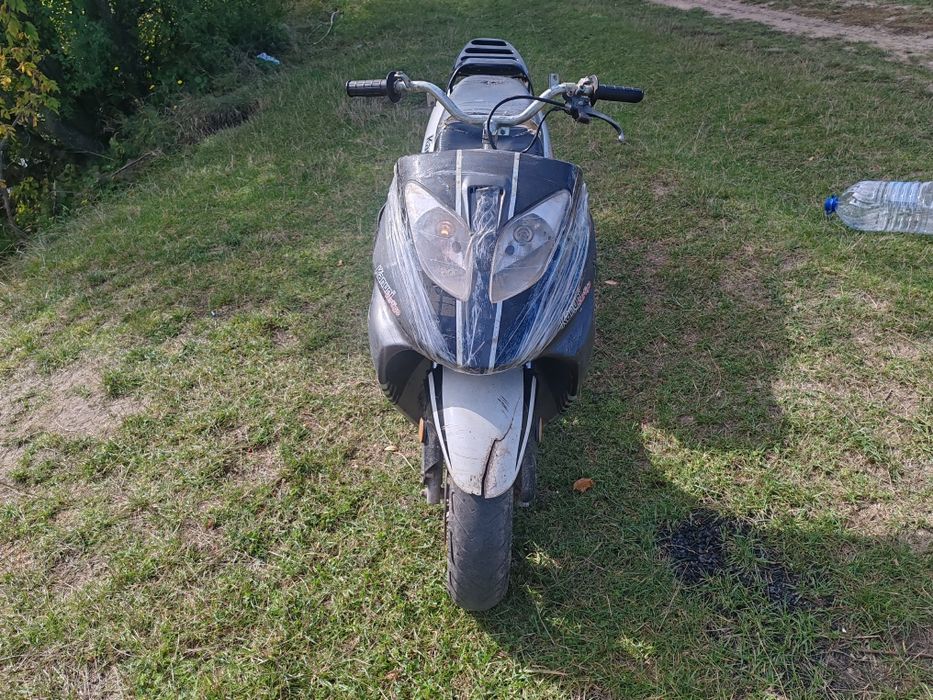 Продам скутер 50 куб