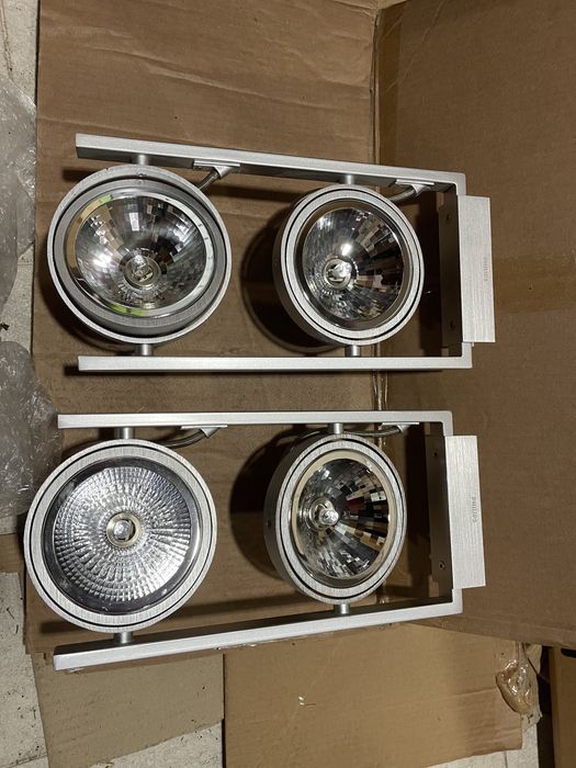 Focos PHILIPS 2 conjuntos