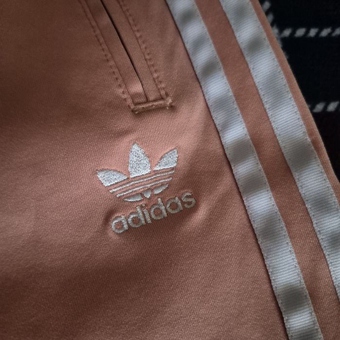 Жіночі спортивні штани Adidas SST PB  Пудровий/Персиковий колір