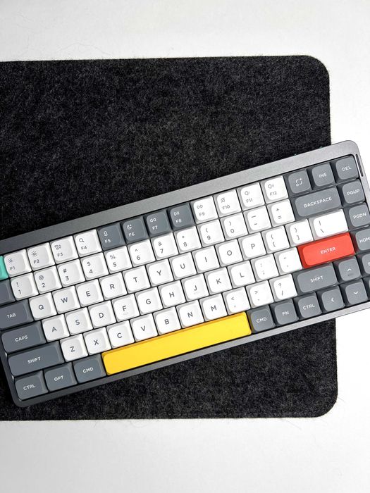 Na sprzedaż Klawiatura mechaniczna NuPhy Air75 V2 – jak nowa!