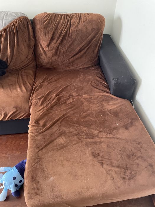 Sofa com chaise long usado