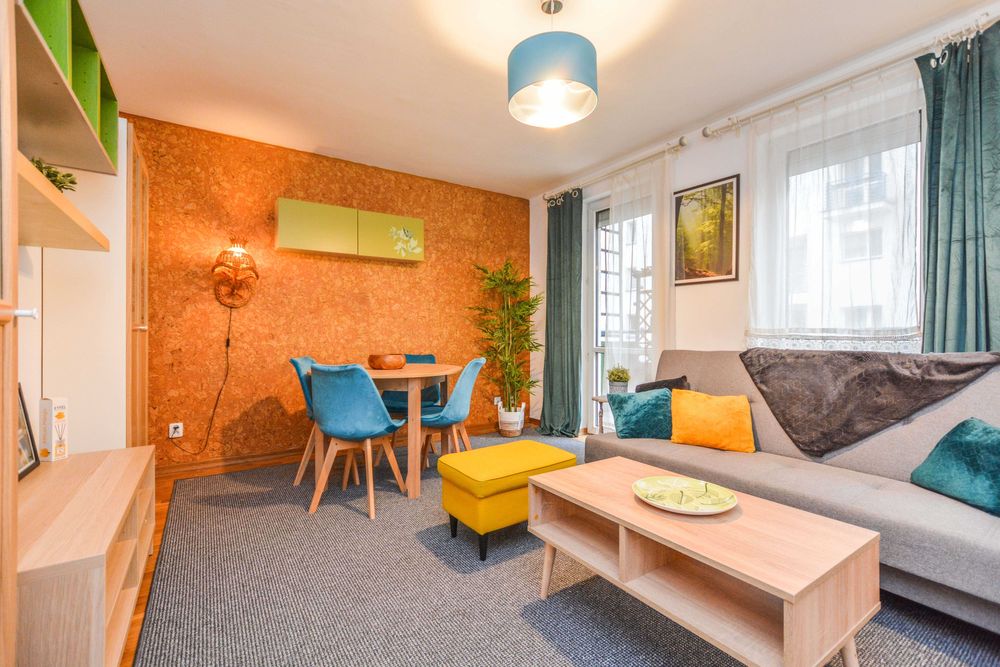 Prądnik Czerwony / ul. Nuszkiewicza / osobne pokoje / garaż zamykany