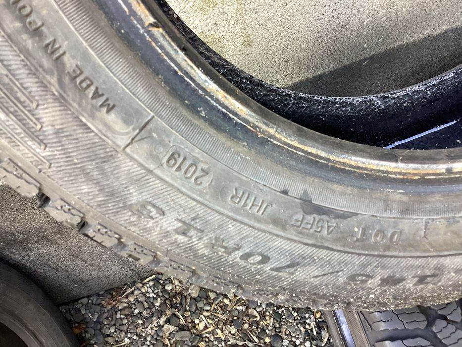 DĘBICA 145/70r13 2szt opony zimowe zima bieżnik 6.4mm 2019r
