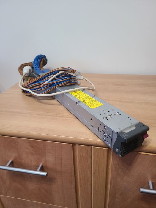 Серверний блок живлення HP 2450 W, розпаяний на 10 карт