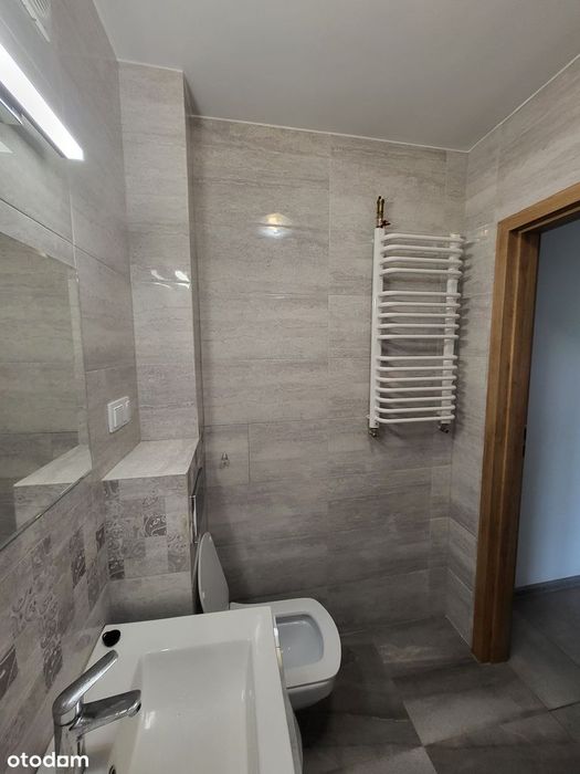 Przestronne mieszkanie w centrum z balkonem i piwnicą