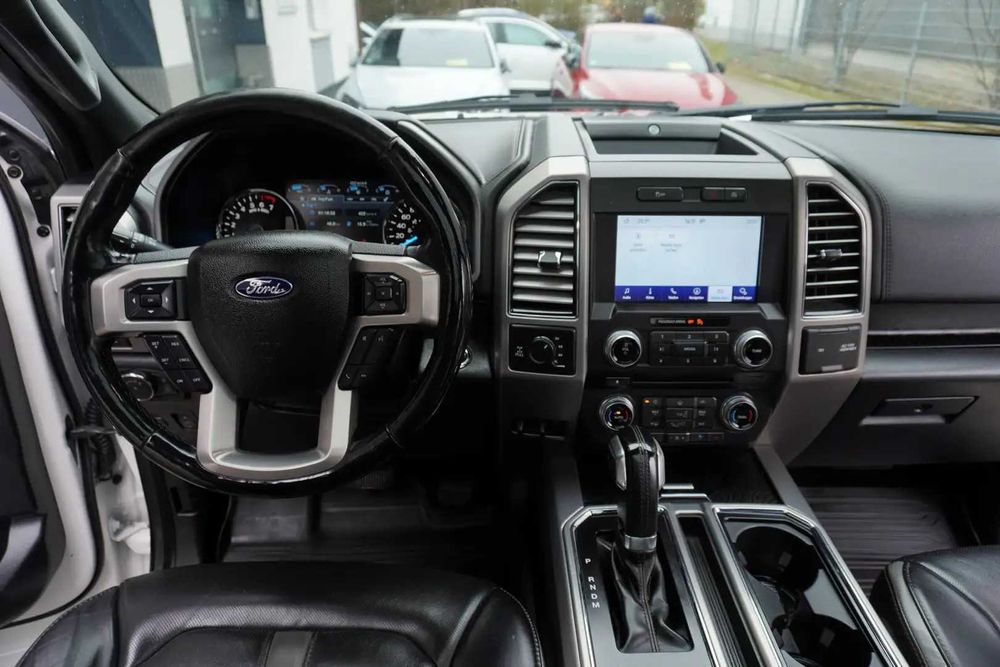 Ford 150 Platinum 4x4 Європа
