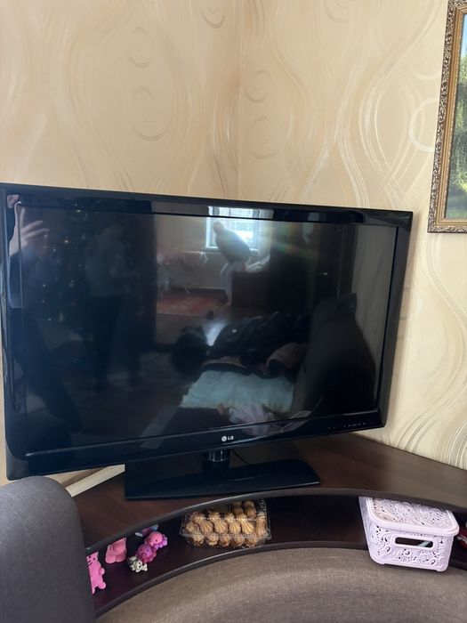 Продам телевизор LG-42 дюйма