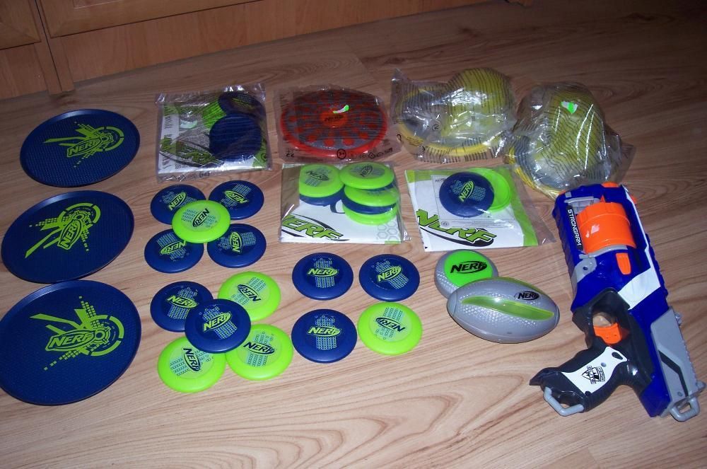 mega zestaw Nerf Strongarm + dyski + tarcze + inne akcesoria