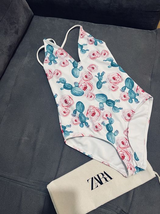 Damski stroj kapielowy w kwiaty bikini rozm M