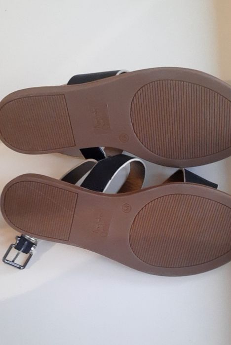 Сандалі шкіряні Crown Vintage, босоножки, туфли