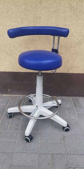 Profesjonalne Krzesło dentystyczne producenta Chirana-Dental