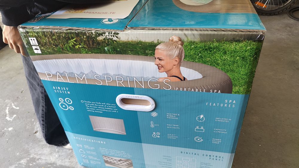 Jacuzzi LAY-Z-SPA PALM SPINGS NOVO