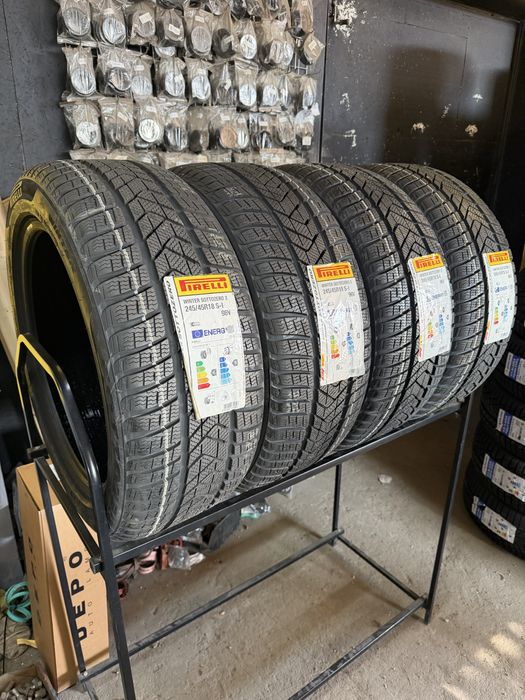 Opony zimowe 245/45R18 96V Pirelli Winter Sottozero 3 Seal Inside NEW