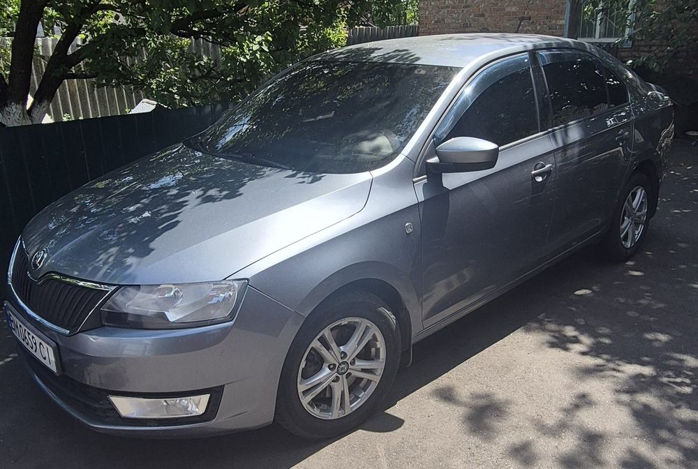 Продам авто skoda rapid 2013 року