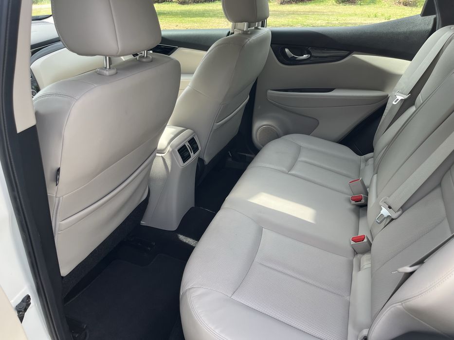 Nissana Qashqai Rogue Sport SL z 2018r 77800km AWD