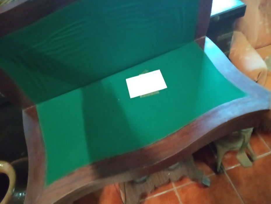 Recheio de loja de antiguidades