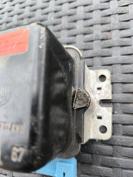Regulator napięcia Fiat 125