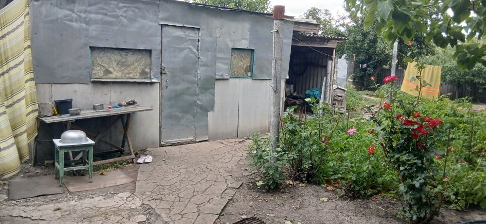 Продам будинок. Дніпропетровська обл.  Криворізький р-н. С. Девладове