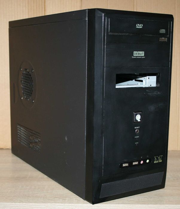 Obudowa komputerowa Modecom Debut, czarna, używana, oczyszczona