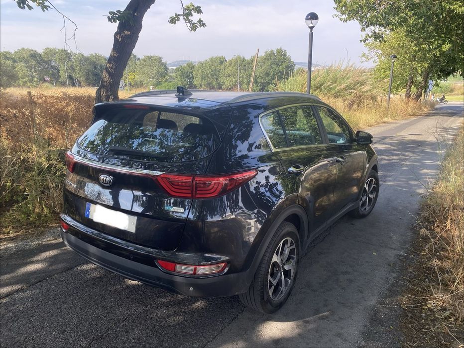 Kia Sportage 1.7 CRDI ISG 7DCT — photo 4
