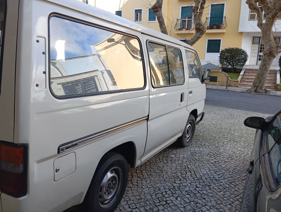 Nissan Urvan em bom estado
