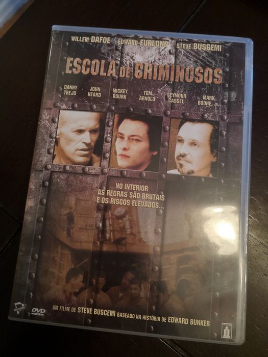 Various new and used DVDs