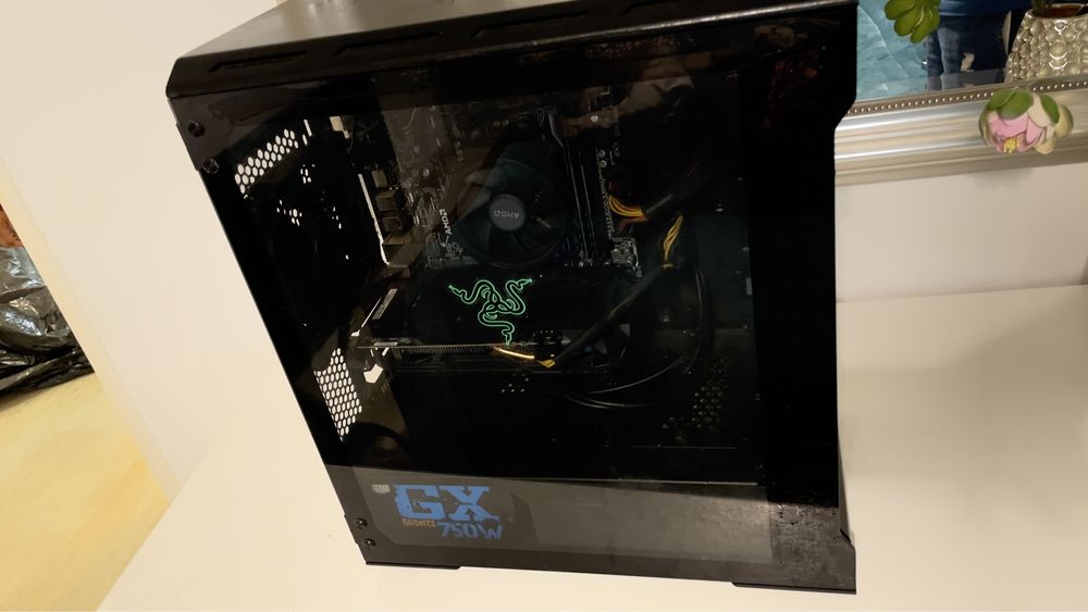 Pc gamer mid end425904762877399041