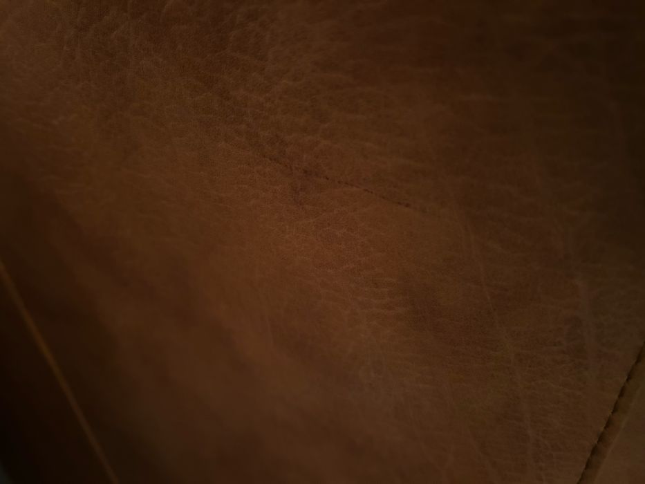 Шкіряний класичний диван