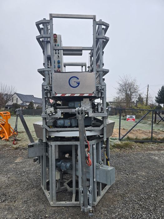 Podest wiszący ruchomy Goracon GW400 . 2024 rok - pilot