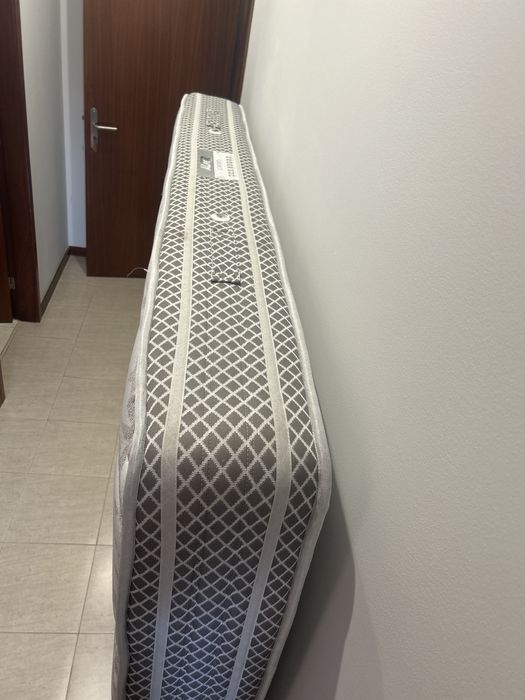 Colchão cama casal 190x150x20