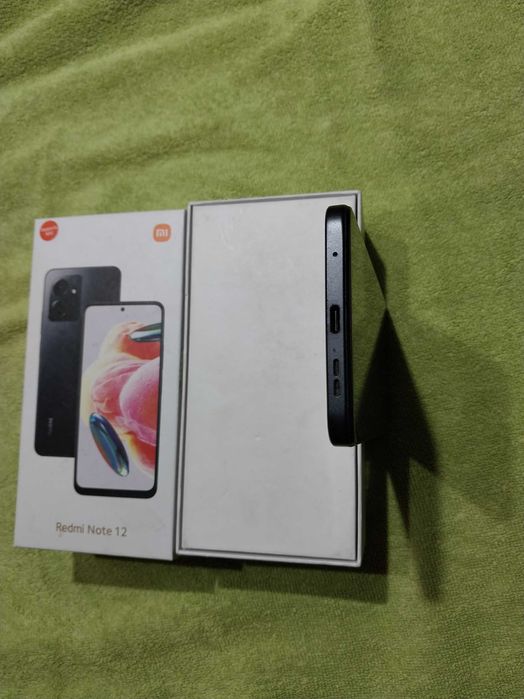 Redmi Note 12 память 8 х 256 как новый