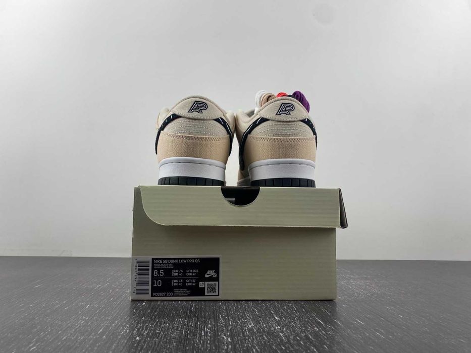 Nike SB Dunk Low - Albino & Preto