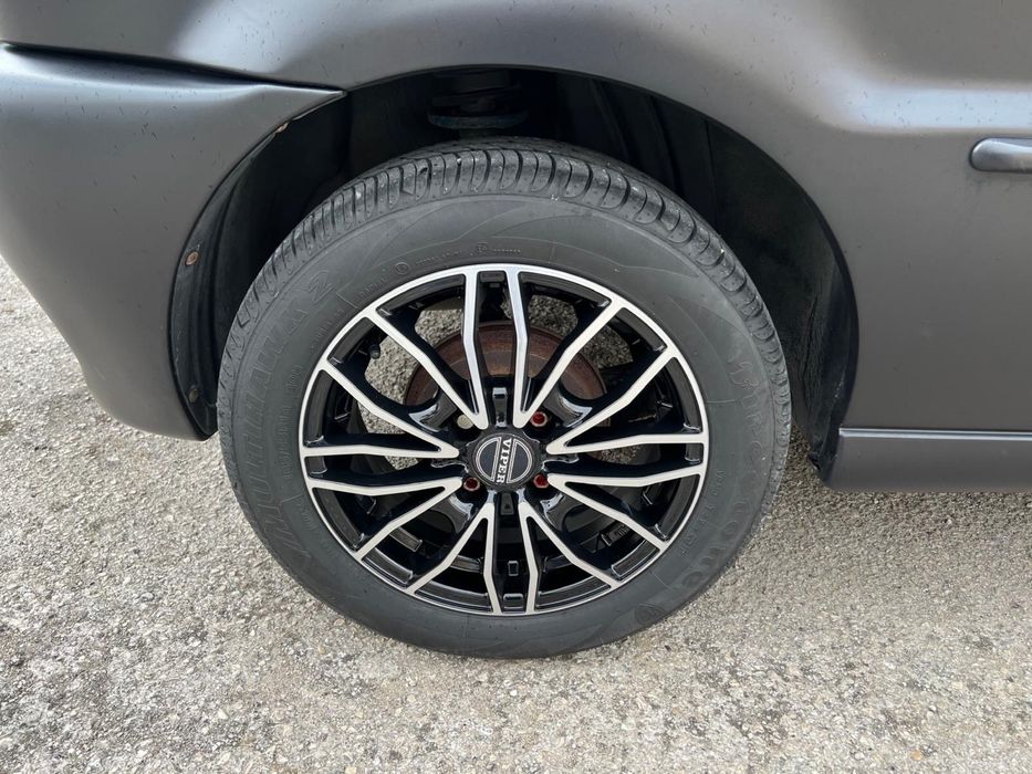 Volkswagen Polo 1.0 a Gasolina