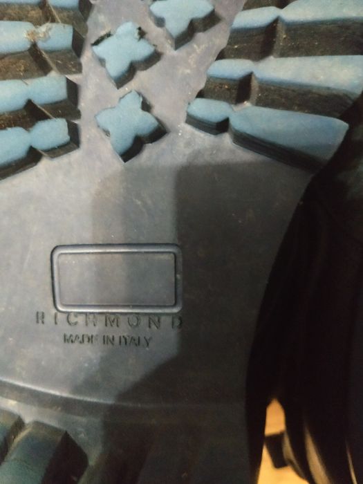 Продам шкіряні черевики