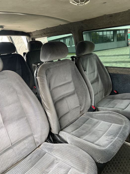 Автомобіль VW TRANSPORTER