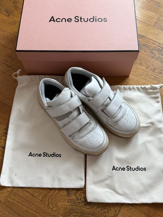 Культові кросівки acne studios