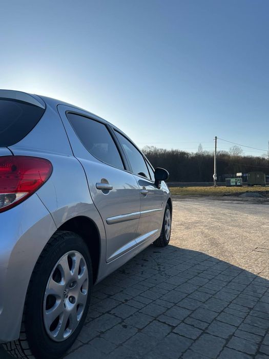 Продам Peugeot  207
