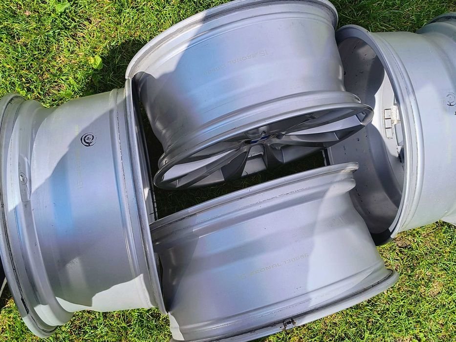 ŁĄDNE Alufelgi 17 5x120 ET34 OEM BMW Styling 395 RONAL