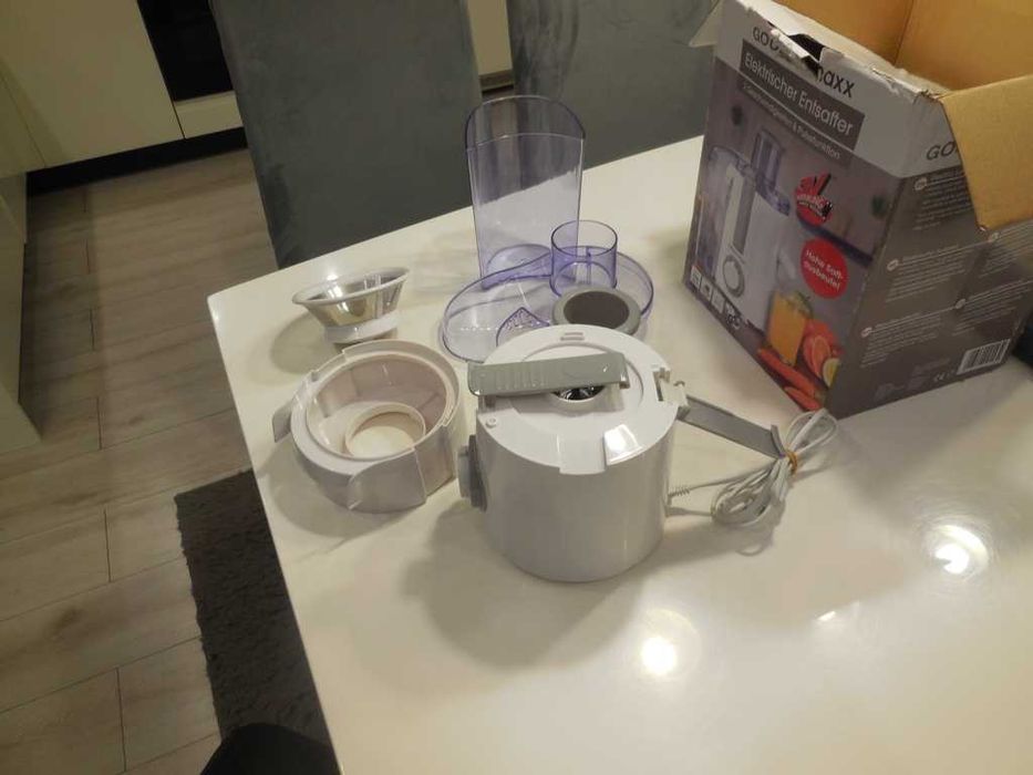 Sokowirówka Gourmetmax AMR512 250W