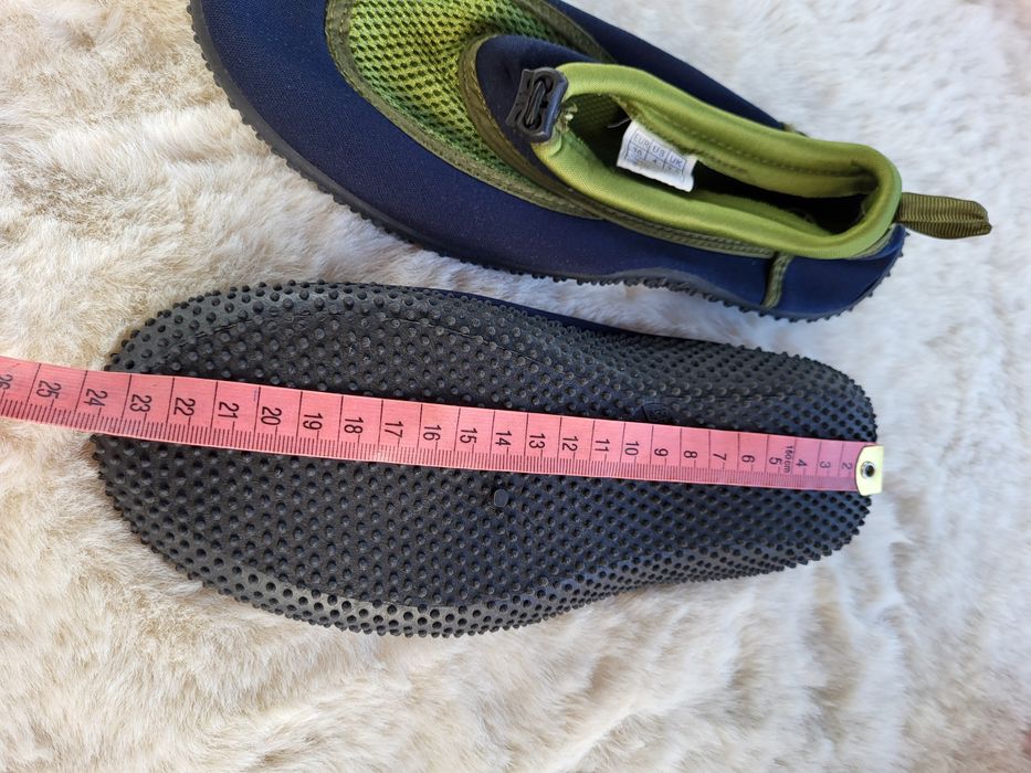 Buty do wody 36 na kamienistą plażę basen czarno zielone Pepperts
