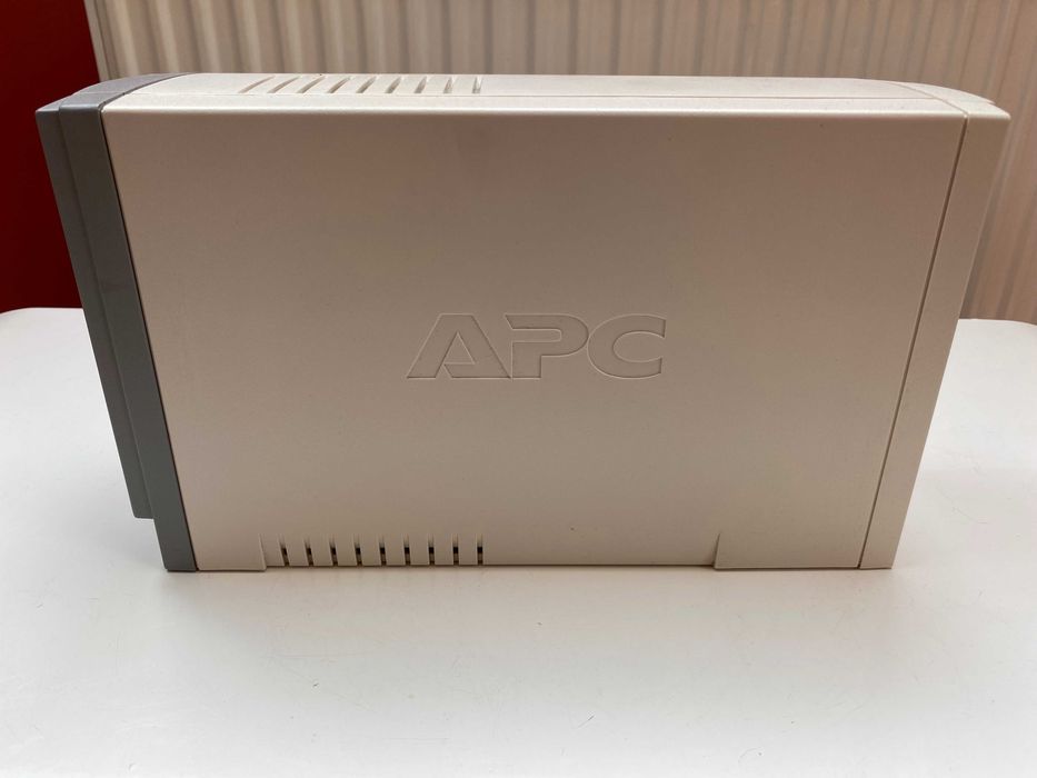 UPS zasilacz awaryjny APC Back-UPS CS 500 BK500EI BDB. stan + przewody