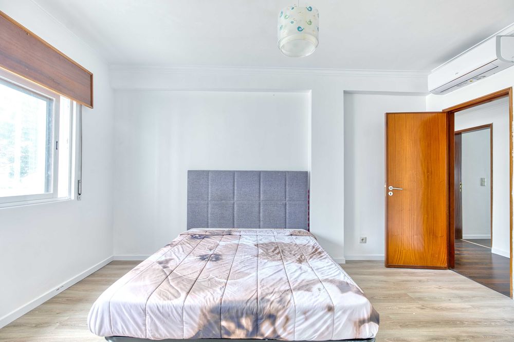 T3 Espaçoso com 135 m² em Massamá | Excelente Localização