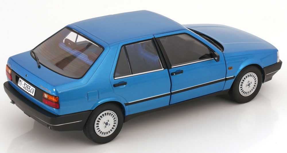 Model 1:18 Mitica Fiat Croma 2.0 Turbo IE 1985 blue metallic